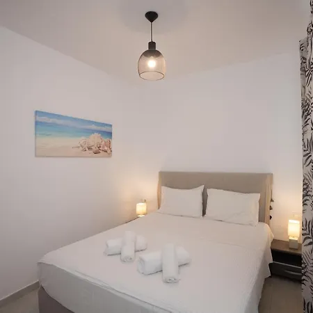 Getaway Mykonian Apts Perfect For 10 Guests W Pool Plintri